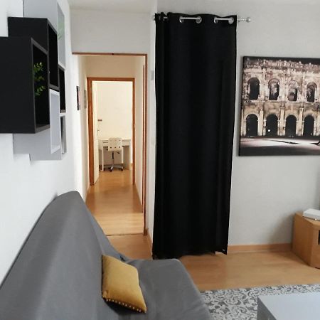 5 Minutes Des Arenes, Parking Gratuit, 6 Couchages Nîmes Eksteriør bilde