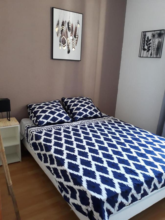 5 Minutes Des Arenes, Parking Gratuit, 6 Couchages Nîmes Eksteriør bilde