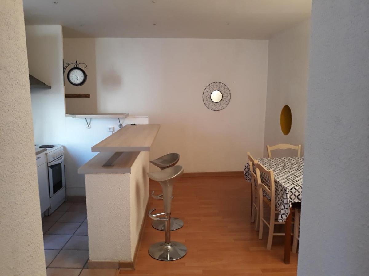 5 Minutes Des Arenes, Parking Gratuit, 6 Couchages Nîmes Eksteriør bilde